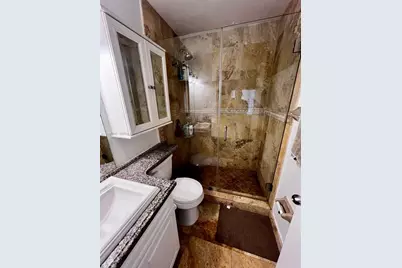 2551 W 64th Pl, Hialeah, FL 33016 - Photo 11