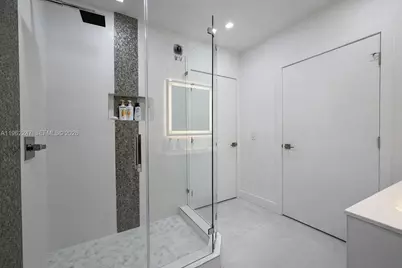 2525 SW 3rd Ave #1710, Miami, FL 33129 - Photo 17