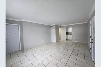 8011 W 6th Ave #I, Hialeah, FL 33014 - Photo 5