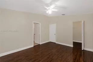 9481 Stanley Ln, Tamarac, FL 33321 - Photo 19