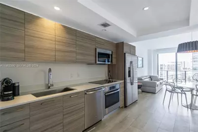 121 NE 34th St #1203, Miami, FL 33137 - Photo 5