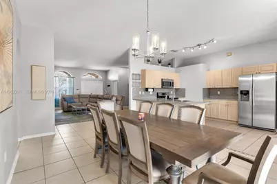 2130 SE 16th Ave, Homestead, FL 33035 - Photo 9