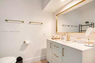 636 Hibiscus Dr, Hallandale Beach, FL 33009 - Photo 41