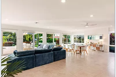 636 Hibiscus Dr #0, Hallandale Beach, FL 33009 - Photo 17