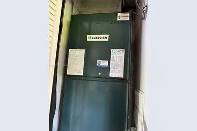 13351 SW 46th St, Miami, FL 33175 - Photo 21