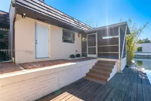 7412 Big Cypress Dr, Miami Lakes, FL 33014 - Photo 27