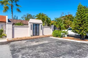 7412 Big Cypress Dr, Miami Lakes, FL 33014 - Photo 5