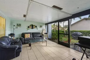 10308 Greenbriar Ct, Boca Raton, FL 33498 - Photo 5