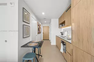 11 NE 6th St, Miami, FL 33132 - Photo 5