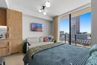 11 NE 6th St #1615, Miami, FL 33132 - Photo 7