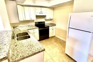 3690 N 56th Ave, Hollywood, FL 33021 - Photo 13