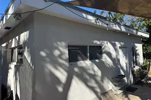 49 NE 44th St, Miami, FL 33137 - Photo 7