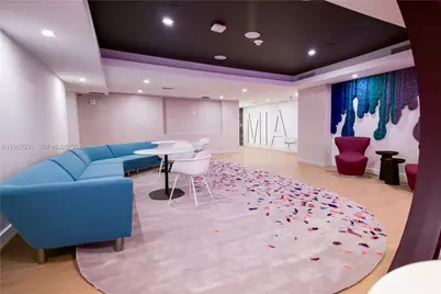 227 NE 2nd St #2601, Miami, FL 33132 - Photo 5