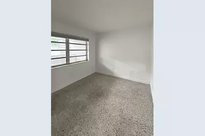 699 NE 86th St #2, Miami, FL 33138 - Photo 5