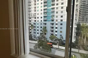 210 SW 11th St, Miami, FL 33130 - Photo 15