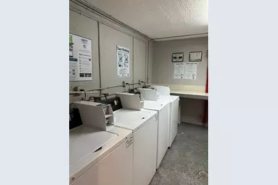 210 SW 11th St #609, Miami, FL 33130 - Photo 23