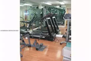 210 SW 11th St, Miami, FL 33130 - Photo 21