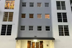 210 SW 11th St, Miami, FL 33130 - Photo 25