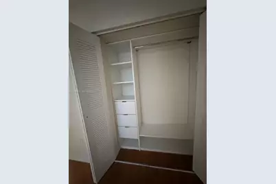 210 SW 11th St #609, Miami, FL 33130 - Photo 13