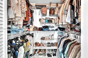 300 S Biscayne Blvd, Miami, FL 33131 - Photo 19