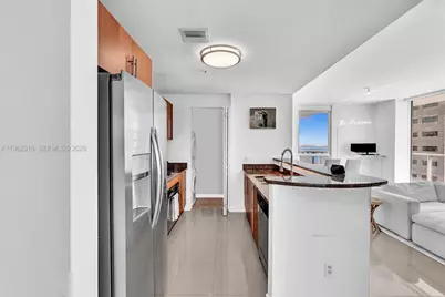 300 S Biscayne Blvd #2916, Miami, FL 33131 - Photo 13