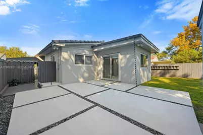 1811 SW 18th Ave, Miami, FL 33145 - Photo 23