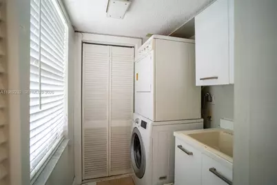 3510 Oaks Way #408, Pompano Beach, FL 33069 - Photo 11