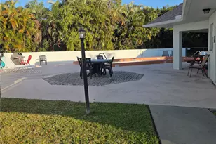 203 SE 15th Pl, Other City - In The State Of Florida, FL 33990 - Photo 19