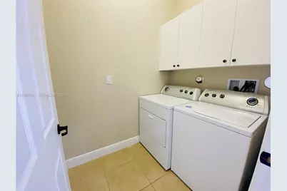 8353 NW 38th St, Cooper City, FL 33024 - Photo 21