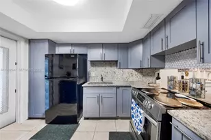 19051 NE 2nd Ave, Miami, FL 33179 - Photo 3