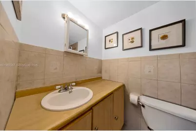 19051 NE 2nd Ave #1516, Miami, FL 33179 - Photo 21