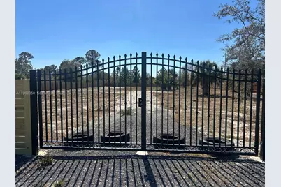 648 Hunting Club Ave, Clewiston, FL 33440 - Photo 11