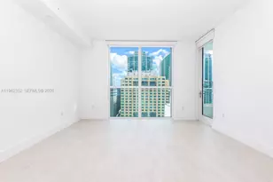 1080 Brickell Ave, Miami, FL 33131 - Photo 11