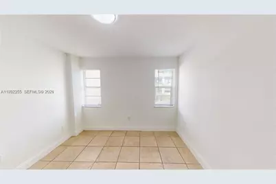 453 SW 2nd St #301C, Miami, FL 33130 - Photo 13