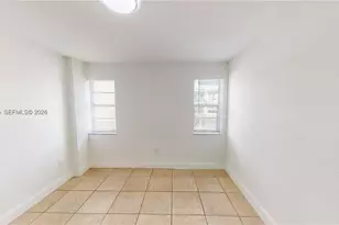 453 SW 2nd St, Miami, FL 33130 - Photo 13