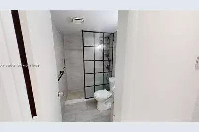 453 SW 2nd St #301C, Miami, FL 33130 - Photo 11