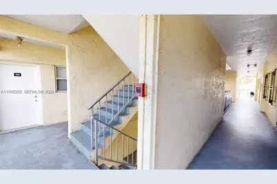 453 SW 2nd St #301C, Miami, FL 33130 - Photo 21