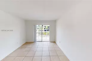 453 SW 2nd St, Miami, FL 33130 - Photo 5