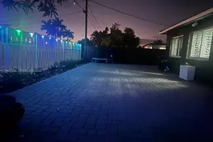 8600 NW 25th Ct, Sunrise, FL 33322 - Photo 25