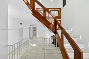 1285 W 42nd Pl, Hialeah, FL 33012 - Photo 5