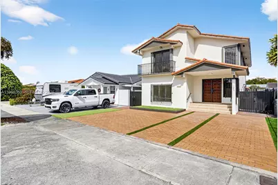 1285 W 42nd Pl, Hialeah, FL 33012 - Photo 3