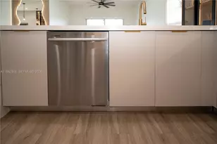 13746 SW 32nd St, Miramar, FL 33027 - Photo 5