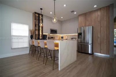 13746 SW 32nd St, Miramar, FL 33027 - Photo 3