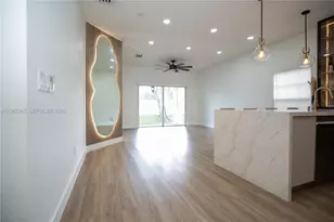 13746 SW 32nd St, Miramar, FL 33027 - Photo 7