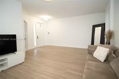 13746 SW 32nd St, Miramar, FL 33027 - Photo 9