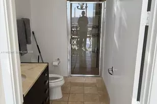 18201 Collins Ave, Sunny Isles Beach, FL 33160 - Photo 11