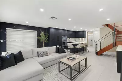 2813 Day Ave #2813, Miami, FL 33133 - Photo 13