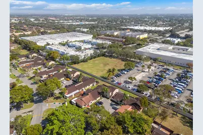 6012 NW 172nd Terr Cir, Hialeah, FL 33015 - Photo 31