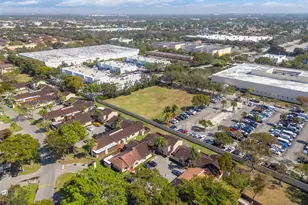 6012 NW 172nd Terr Circle, Hialeah, FL 33015 - Photo 31