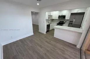 13725 SW 84th St, Miami, FL 33183 - Photo 5